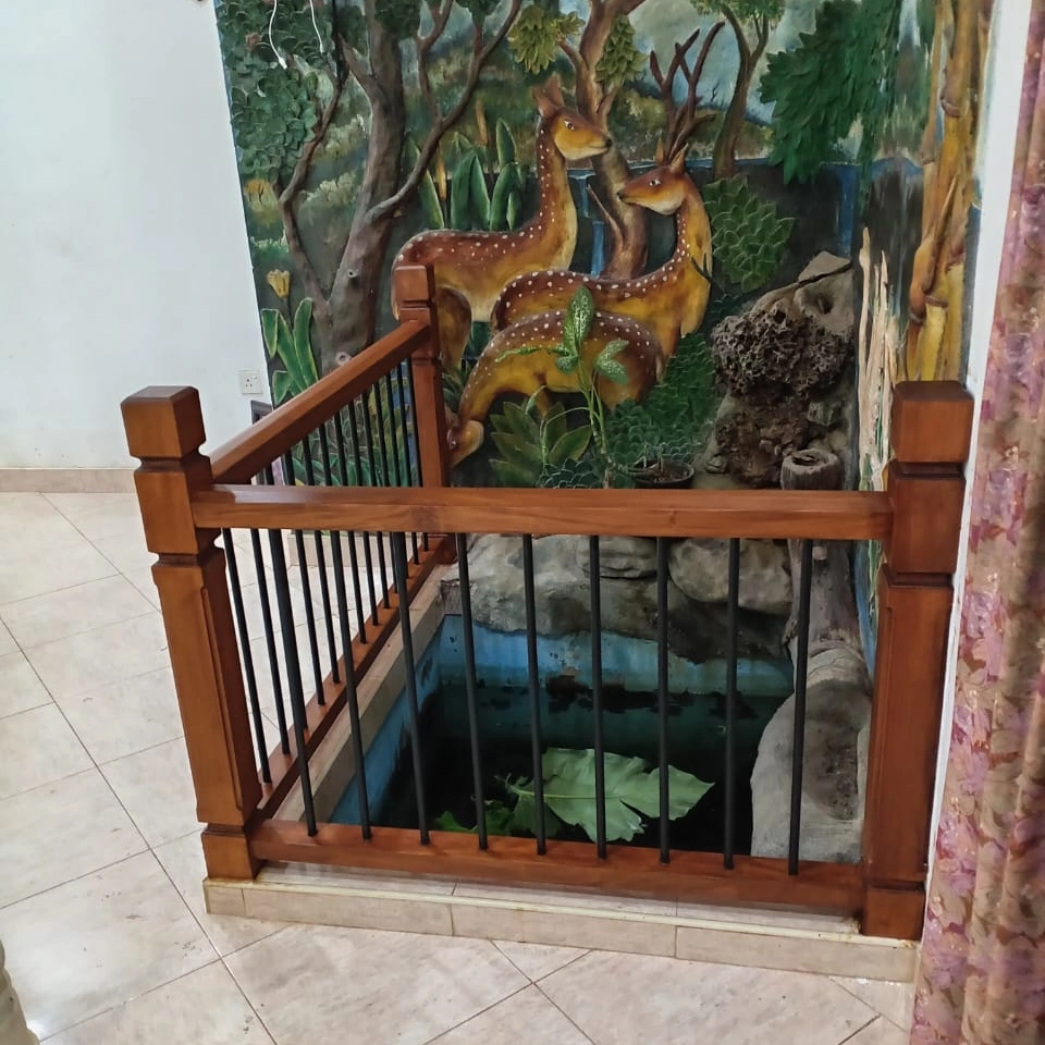 deer_mural_railing_square_under_250kb